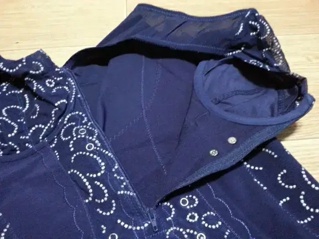thumbnail-5